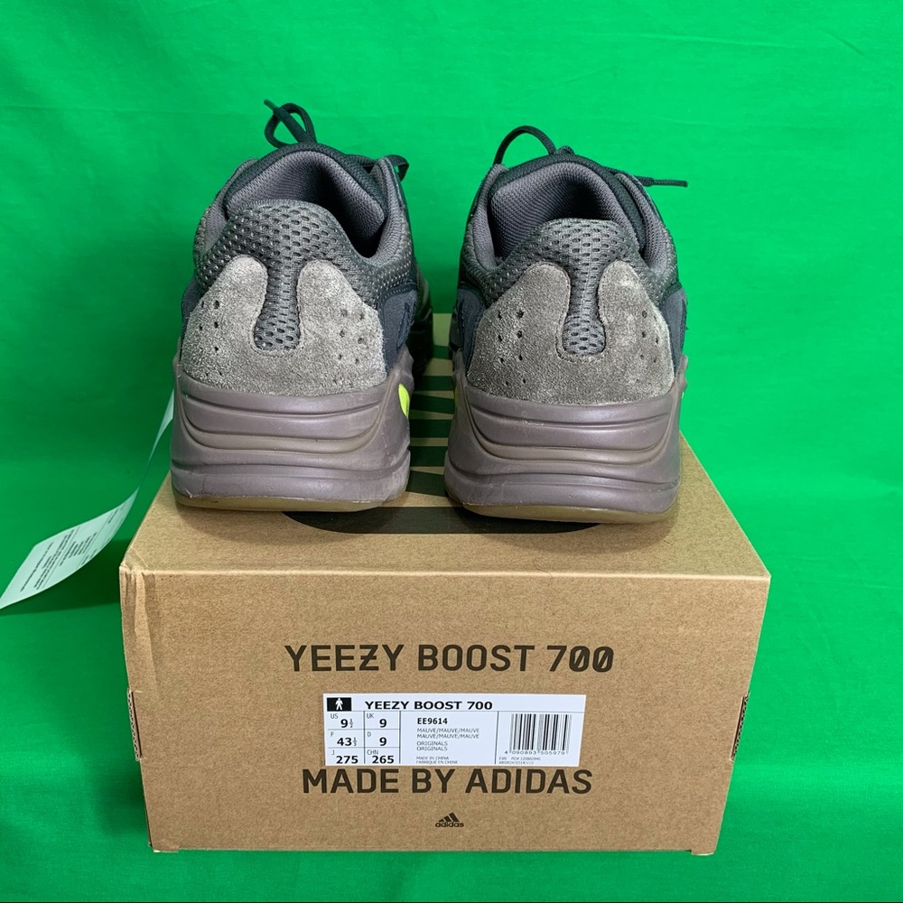 Adidas Yeezy Boost 700 Mauve Size 9.5 Used Gently - Picture 3 of 16